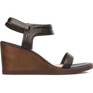 BNIB Camper Wedges - 6